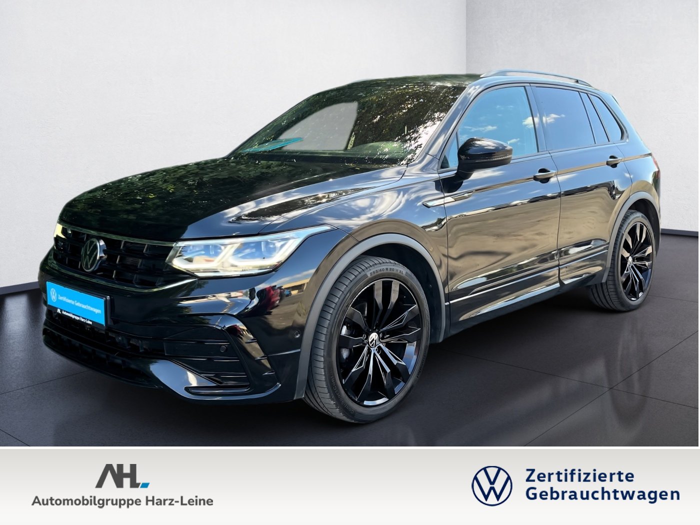 Tiguan R-LINE TDI DSG+AHK+ALU 20+KEYLESS+TRAVEL ASSIST+LED-MATRIX+RÜCKFAHRKAMER