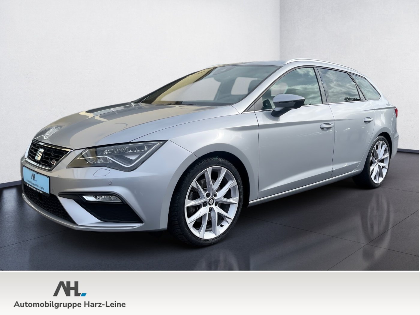 Leon SPORTSTOURER FR+ALU 18+RÜCKFAHRKAMERA+ACC+DCC+LED+NAVI
