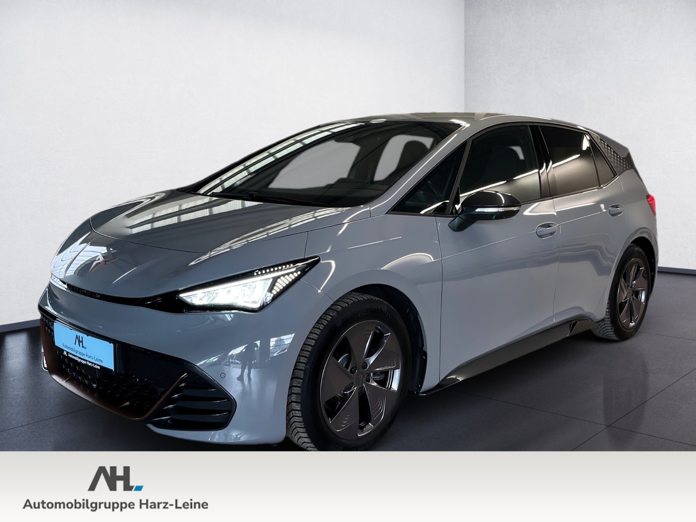 Born ALU 18+360° KAMERA+NAVI+ACC+KLIMA+MIRROR LINK+LED+EINPARKHILFE+KEYLESS