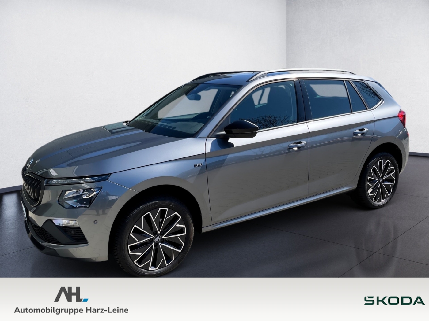 Kamiq 1.0 TSI Tour DSG AHK Navi ACC Matrix RFK Optik schwarz