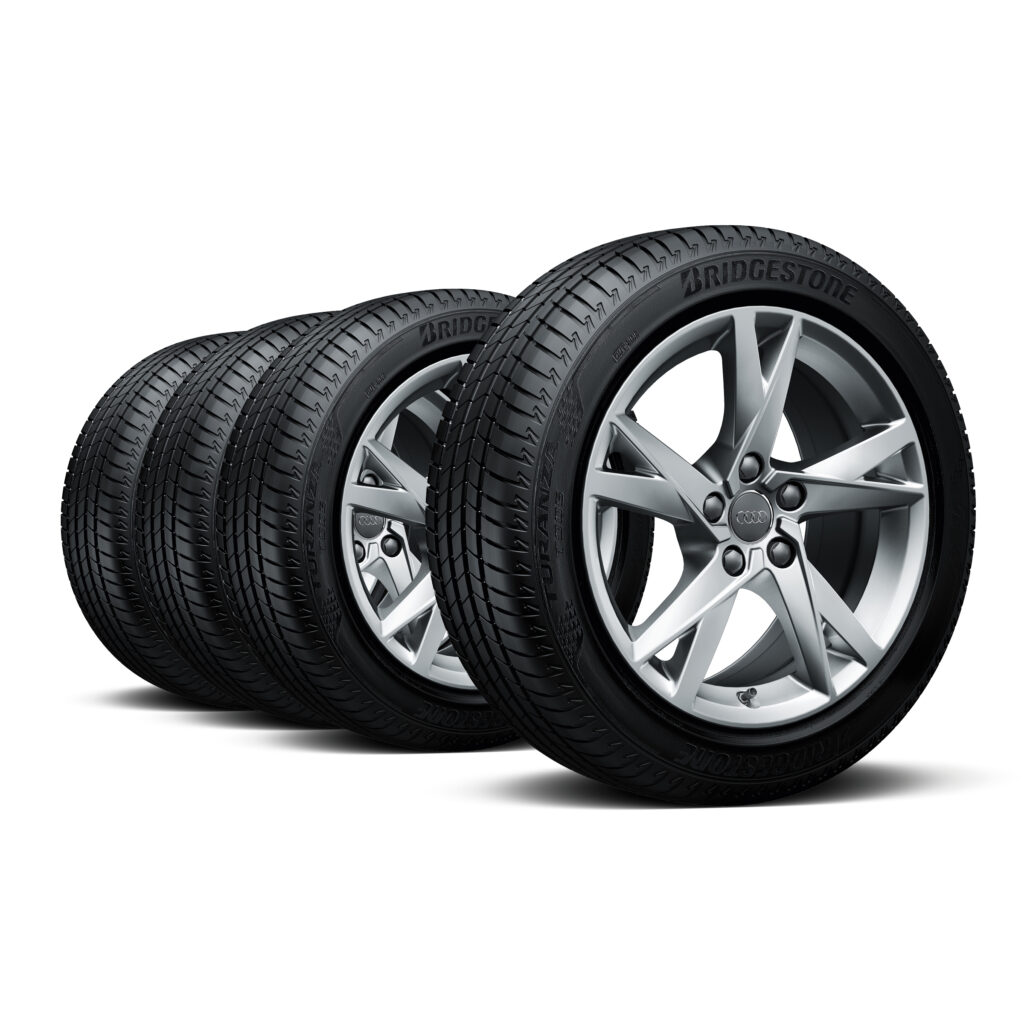 Audi A4  5 Speichen Y Design, Sommer