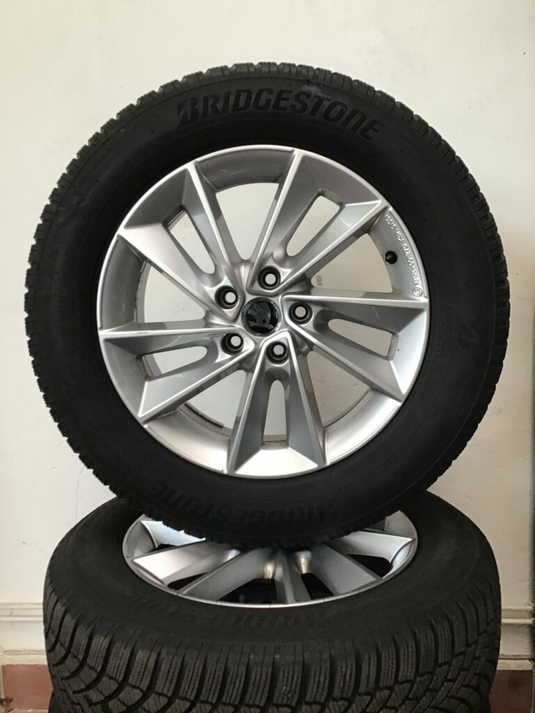 Skoda Kodiaq Winterkomplettradsatz 17 Zoll Alu