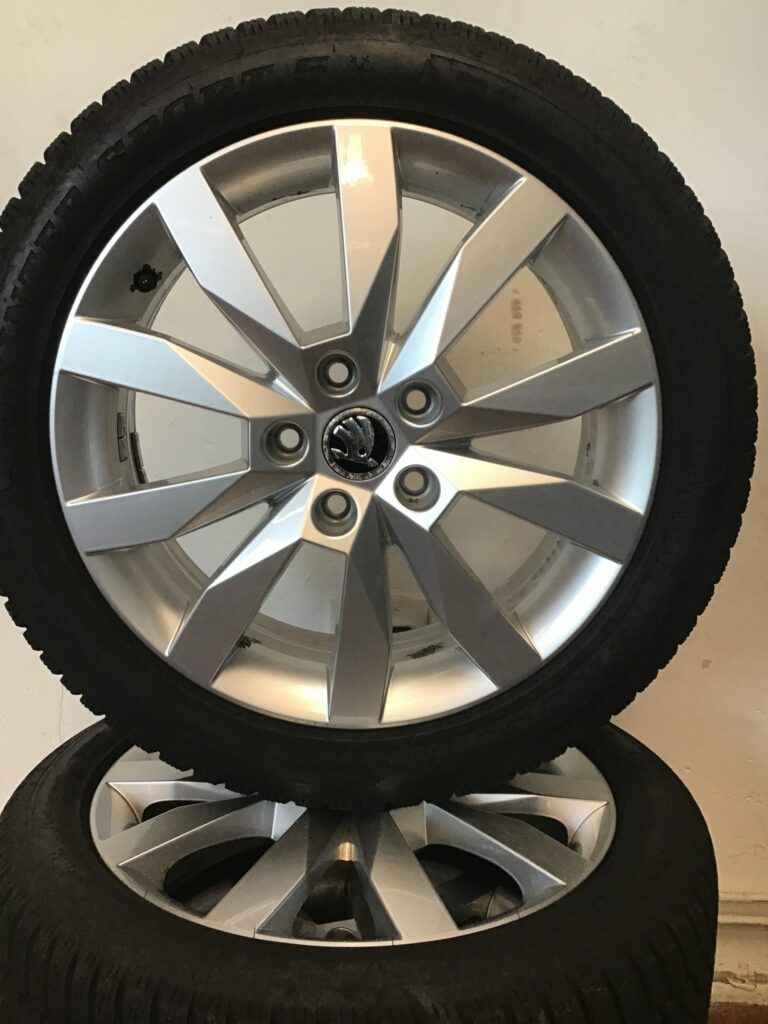 Skoda Octavia 3 Winterkomplettradsatz 17 Zoll Alu