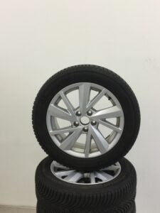 Winterkomplettradsatz Audi Q2 17Zoll Alu
