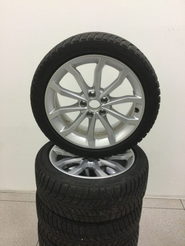 Winterkomplettradsatz Audi A4 18Zoll Alu