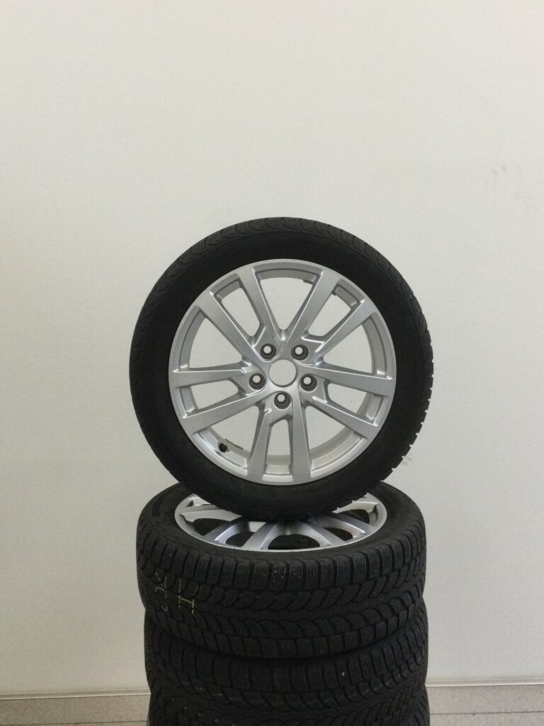 Winterkomplettradsatz Audi A3 17Zoll Alu