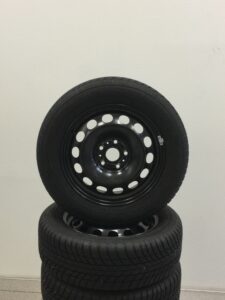 Winterkomplettradsatz Audi Q2 16Zoll Stahl