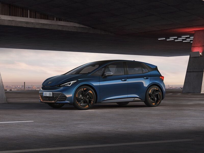 CUPRA-Born_01_HQ._800jpg