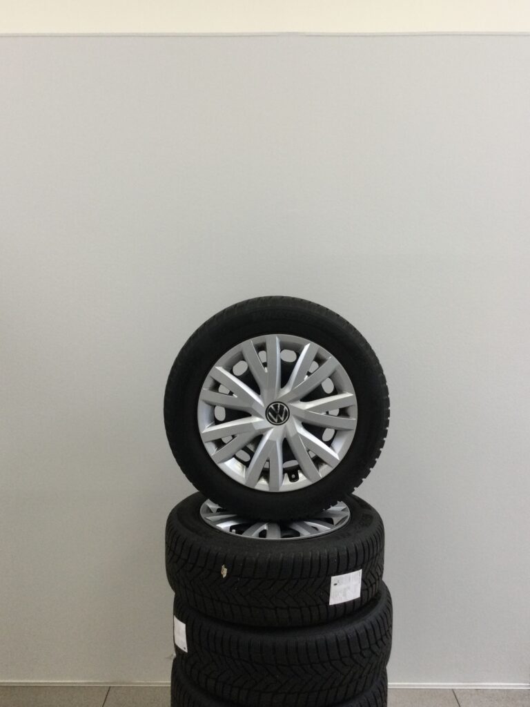 Winterkomplettradsatz VW Golf 8 Zoll Stahl