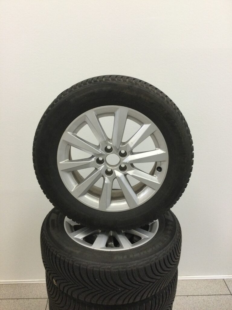 Winterkommpletradsatz Audi A1 16Zoll Alu