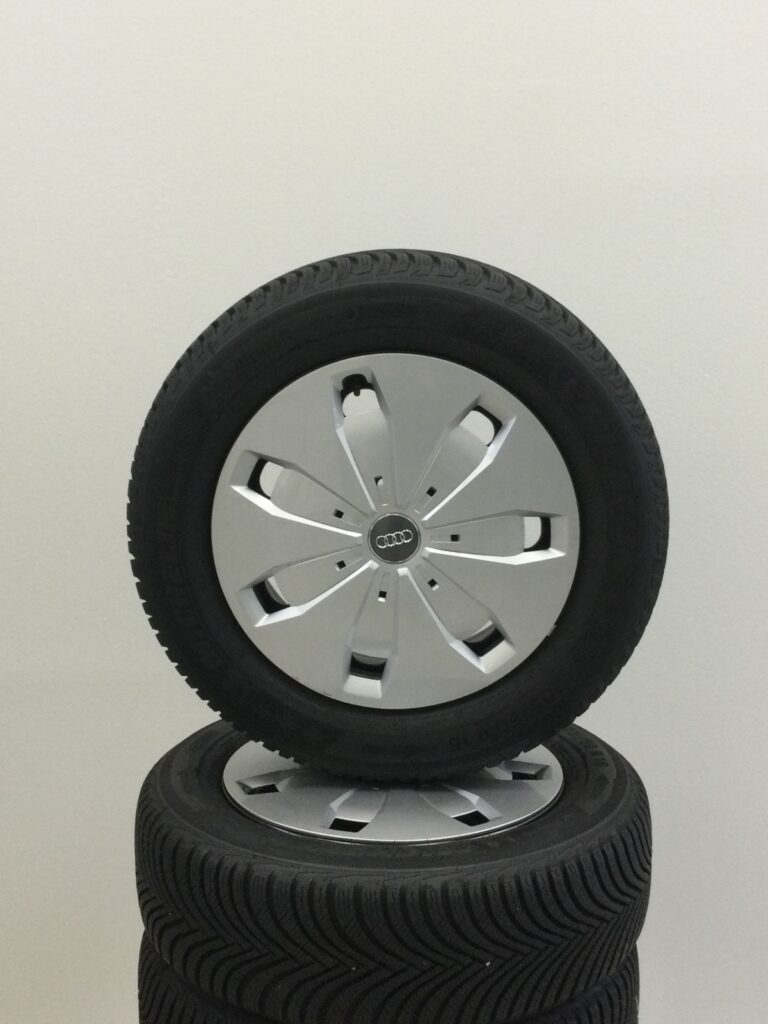 Winterkomplettradsatz Audi Q2 16Zoll Stahl