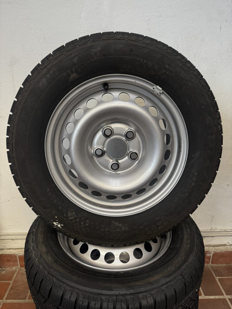 VW Transporter Winterkomplettradsatz 16 Zoll Stahl