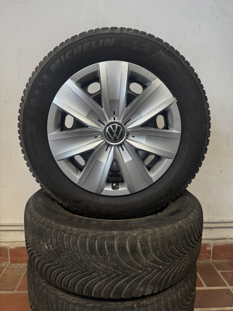 VW T-Roc Winterkomplettradsatz 16 Zoll Stahl