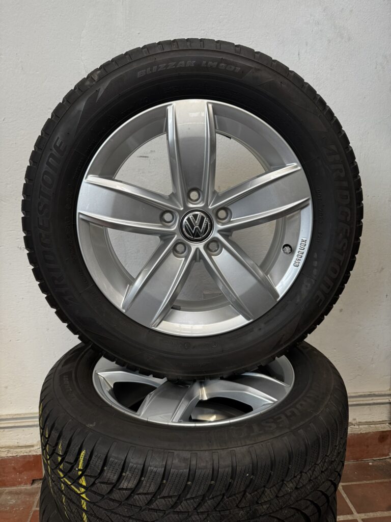VW T-Roc,Taos Winterkomplettradsatz 16 Zoll Alu