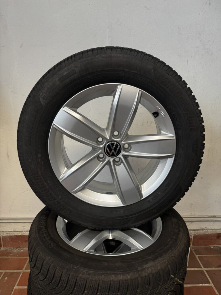 VW Tiguan Winterkomplettradsatz 17 Zoll Alu