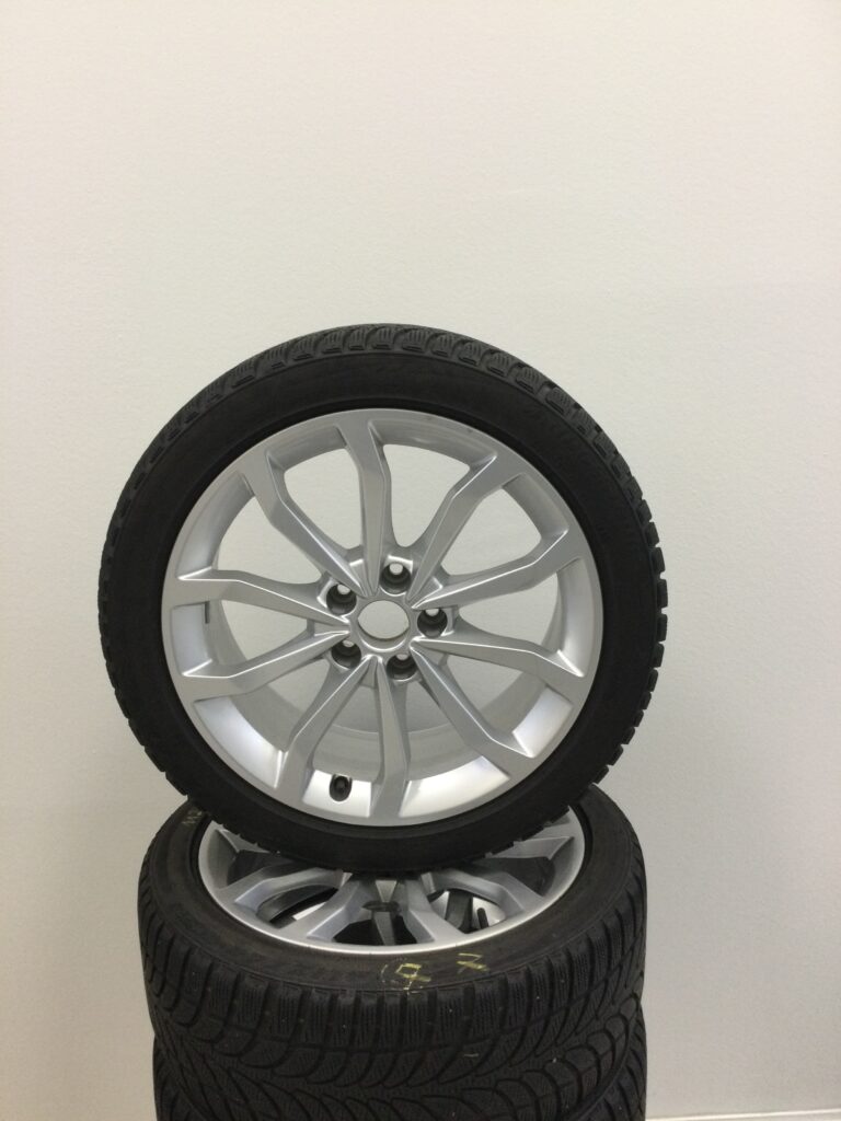 Winterkomplettradsatz Audi A4 18Zoll Alu